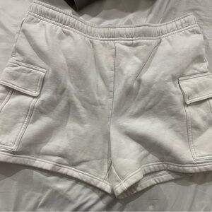 ARITZIA CARGO SWEAT SHORTS